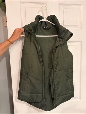 Under Armour Olive Green Quilted Hooded Puffer Vest